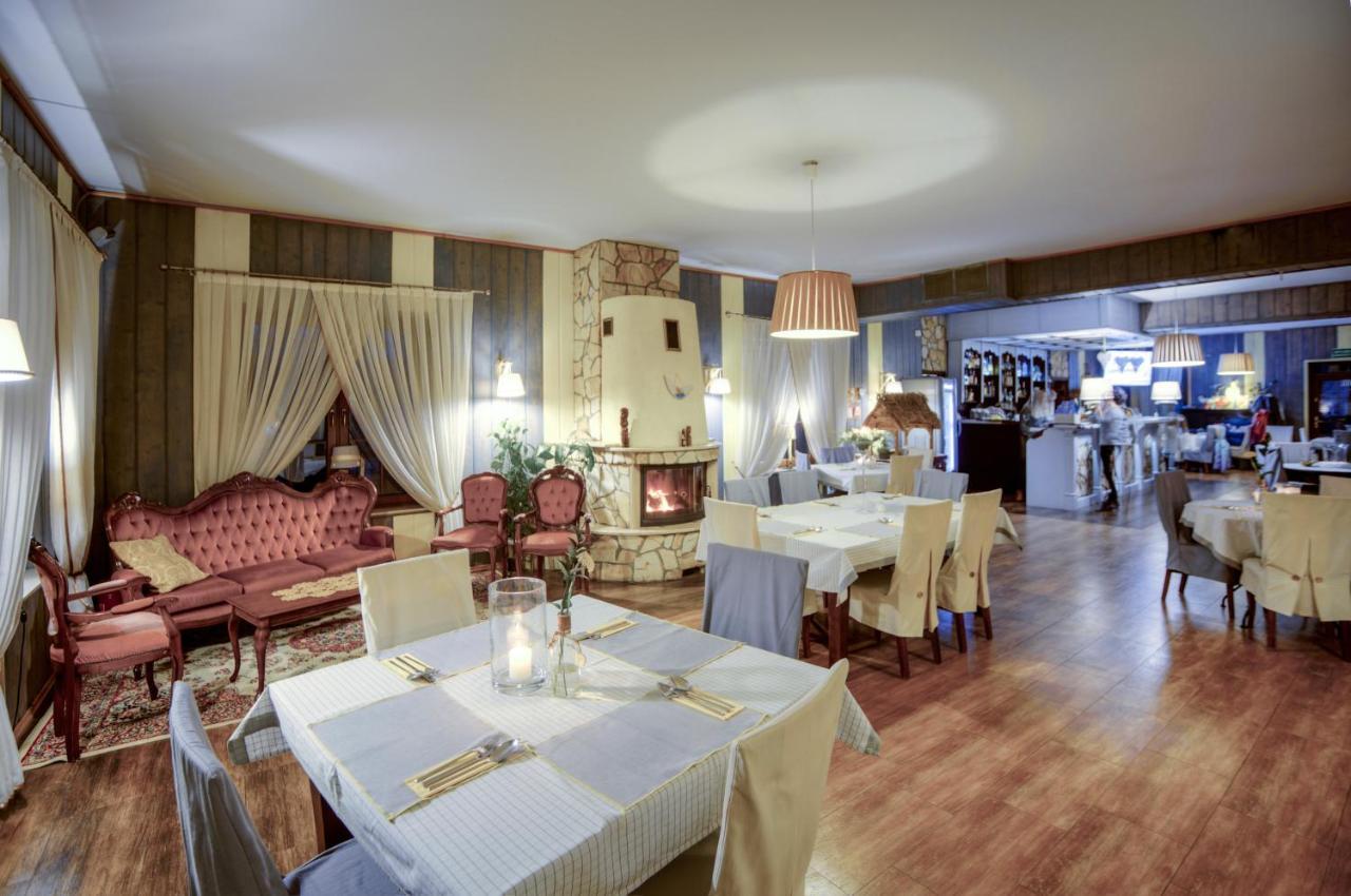 مبيت وإفطار جوكوفو Restauracja Sidlo المظهر الخارجي الصورة